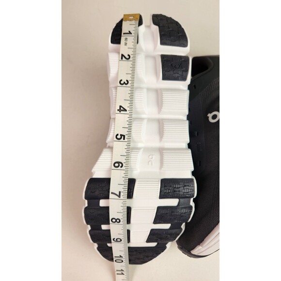 On Running Cloudflow 4 Womens Sneaker Black White Size US 8 - Picture 6 of 9